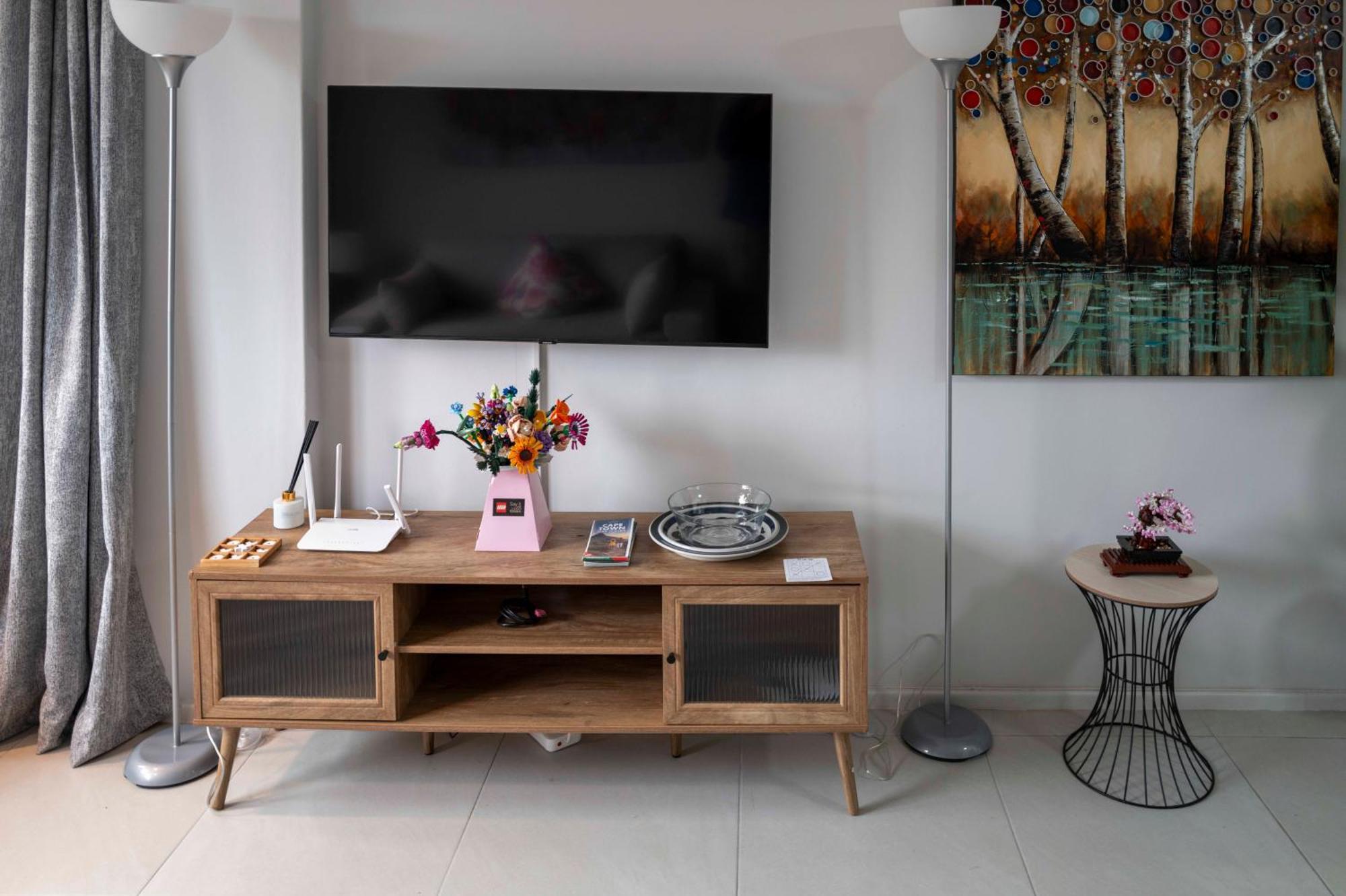 Centurion 207 Luxury Sea Point One Bedroom With Access To Magnificent Pool Perfect Location By Super Host Melvyn *