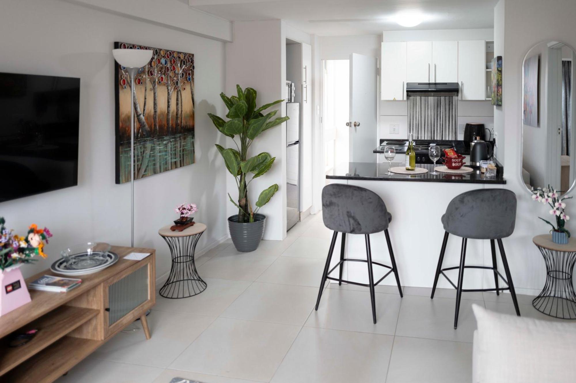 Centurion 207 Luxury Sea Point One Bedroom With Access To Magnificent Pool Perfect Location By Super Host Melvyn Apartment Kapstadt