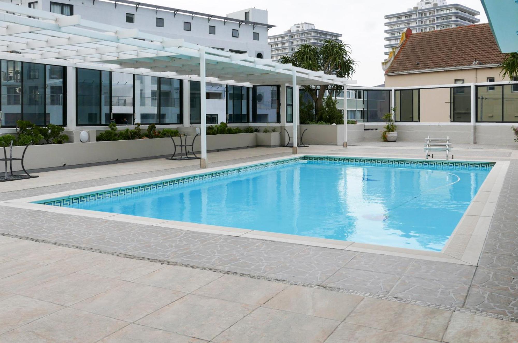 Centurion 207 Luxury Sea Point One Bedroom With Access To Magnificent Pool Perfect Location By Super Host Melvyn *