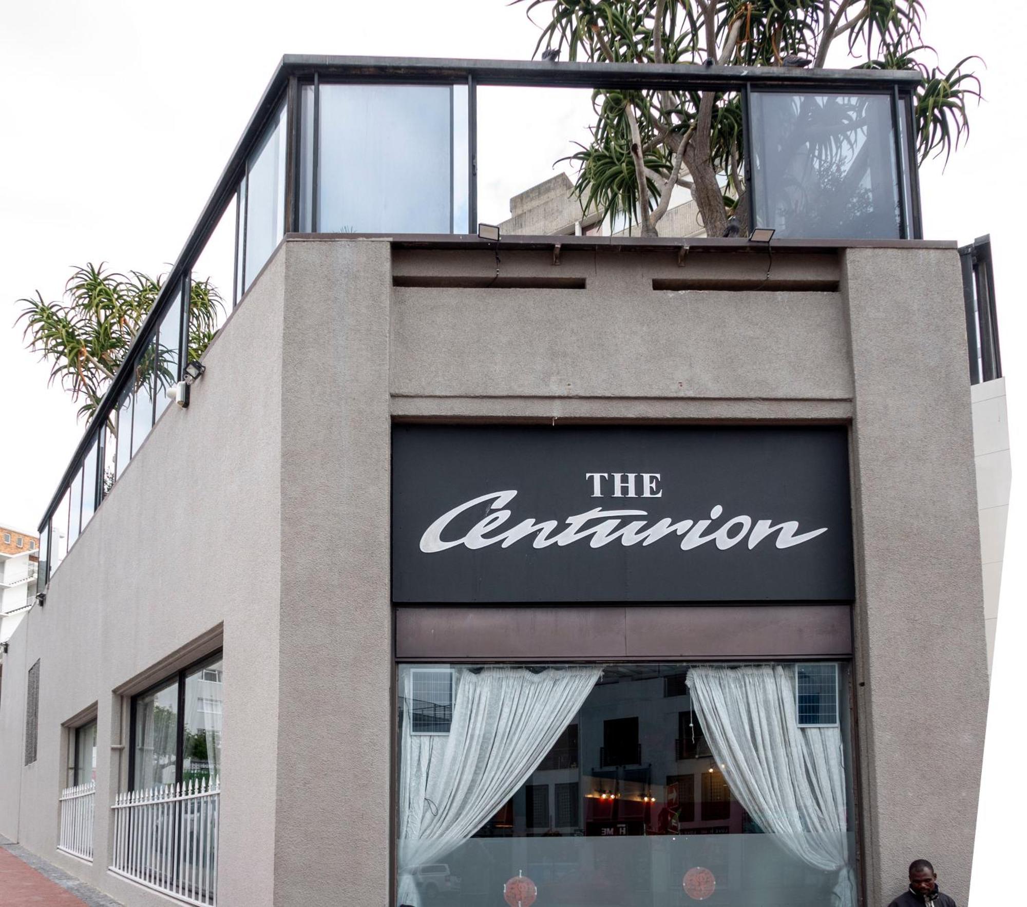 Centurion 207 Luxury Sea Point One Bedroom With Access To Magnificent Pool Perfect Location By Super Host Melvyn