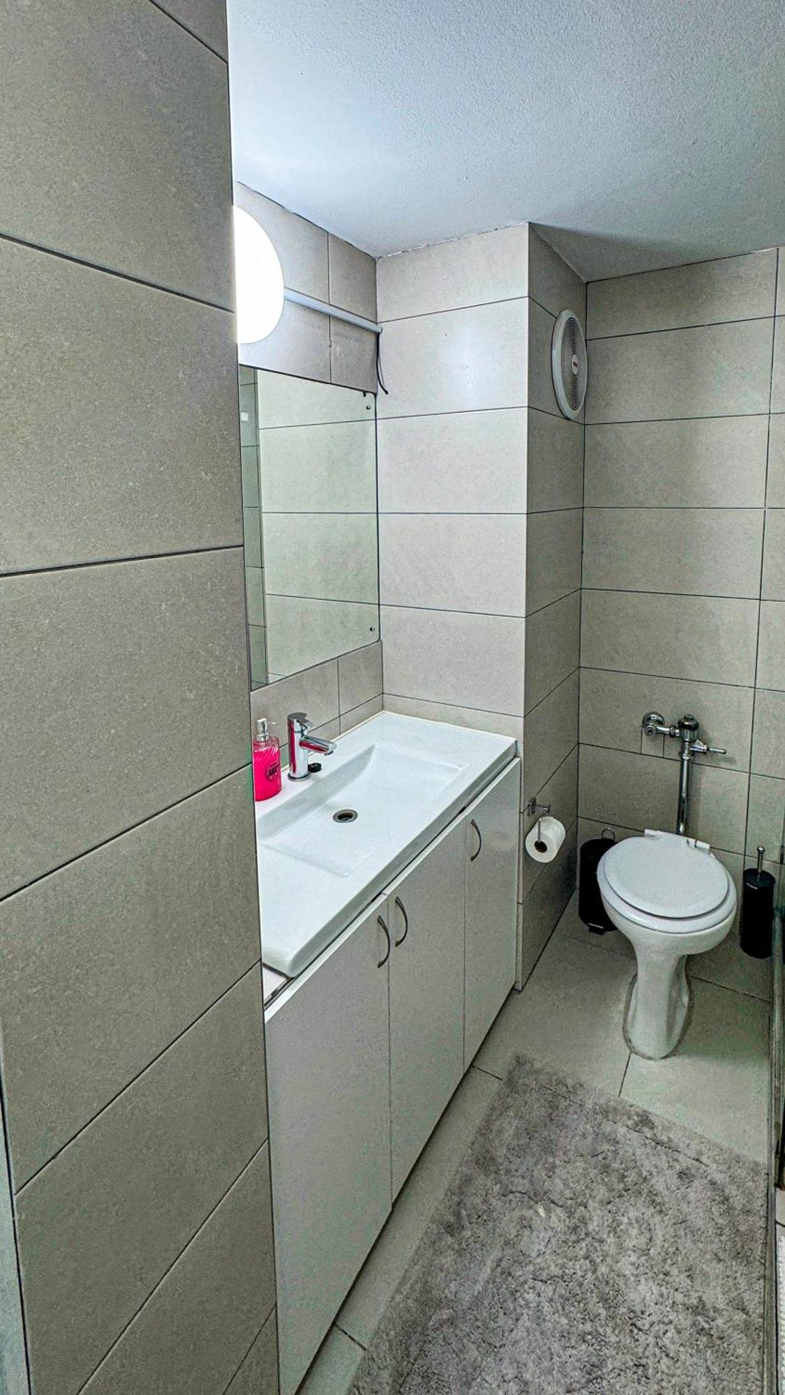 Apartment Centurion 207 Luxury Sea Point One Bedroom With Access To Magnificent Pool Perfect Location By Super Host Melvyn