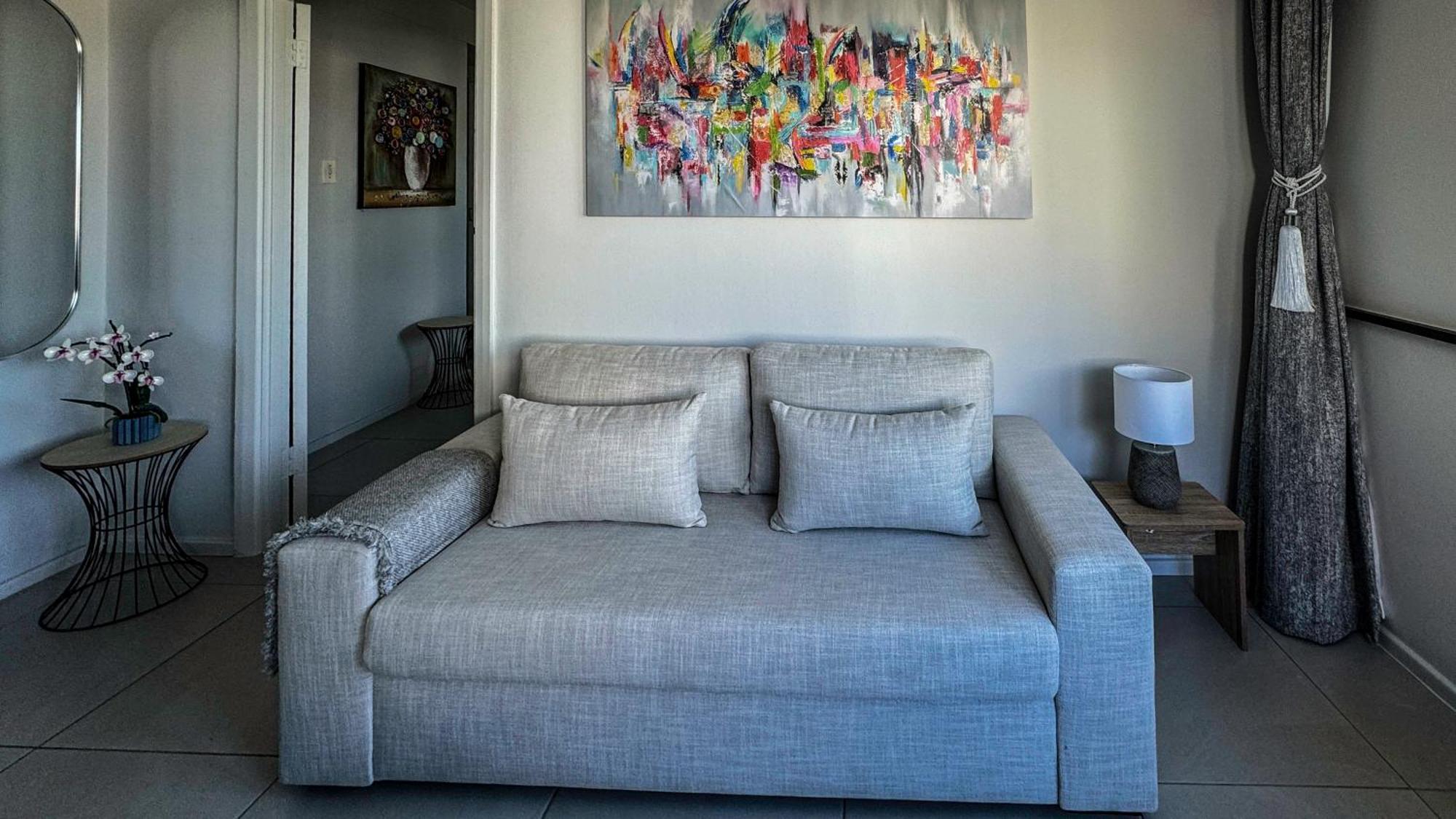 Centurion 207 Luxury Sea Point One Bedroom With Access To Magnificent Pool Perfect Location By Super Host Melvyn * Kapstadt